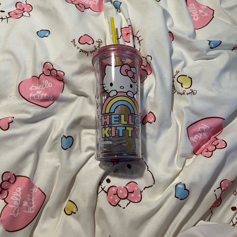 Hello Kitty Pink Clear Rainbow Tumbler with Yellow Straw (nwt)